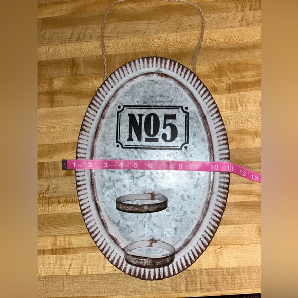 NWT⭐️Galvanized Tray Wall Hanger - Picture 5 of 5